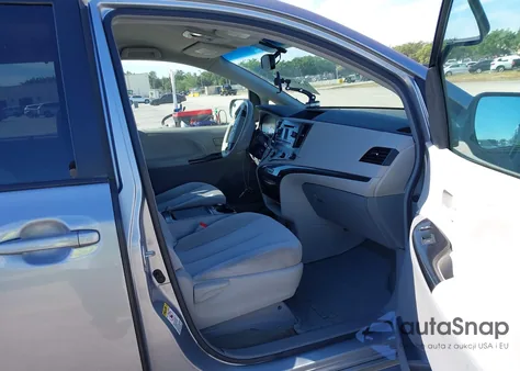 2012 Toyota Sienna Le V6 8 Passenger from USA, damaged, VIN 5TDKK3DC6CS189747